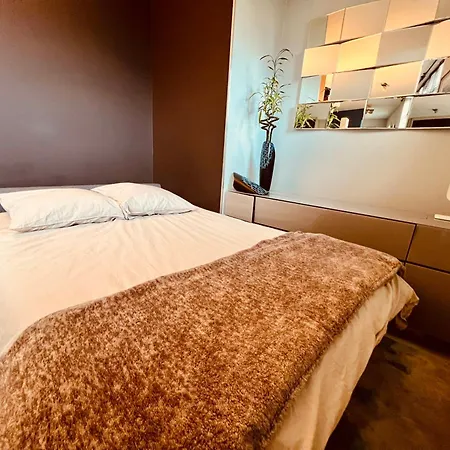 Appartement Stylish Duplex Very Near Disneyland Paris With Parking 2-8 Guests